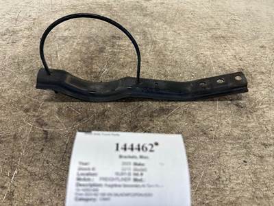 Freightliner 12-14352-000 Bracket for a Freightliner M2 106