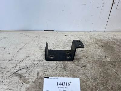 Freightliner 12-24162-000 Bracket for a Freightliner M2 106