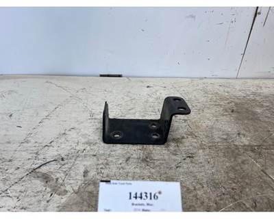 Freightliner 12-24162-000 Bracket for a Freightliner M2 106