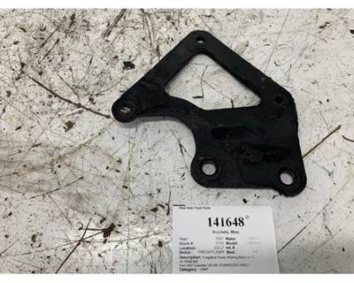 Freightliner 14-15549-000 Bracket for a Freightliner COLUMBIA 120