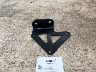 Freightliner 14-19249-000 Bracket for a Freightliner CASCADIA 126