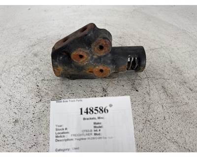 Freightliner 15-23812-000 Bracket