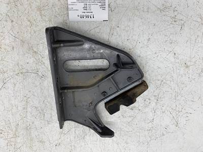Freightliner 17-15260-001 Right Bracket for a Freightliner M2 112