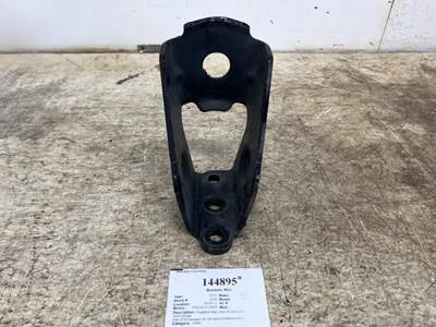 Freightliner 18-67726-000 Bracket for a Freightliner CASCADIA 126