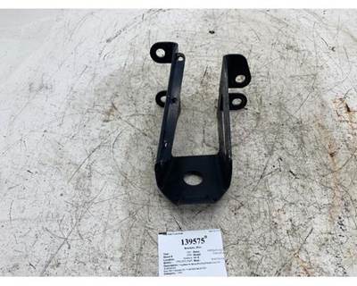 Freightliner 18-68704-000 Right Bracket for a Freightliner CASCADIA