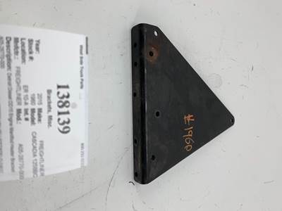 Freightliner A05-28770-000 Bracket for a Freightliner CASCADIA 125BBC