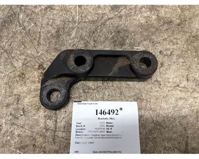 Freightliner R10-14194-000 Left Bracket for a Freightliner CASCADIA 126
