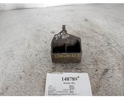 International 1846013C1 Bracket