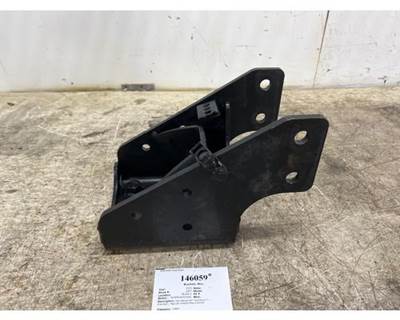 International 2591923C1 Bracket for a International LT625