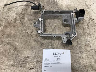 International 3005299C3 Bracket