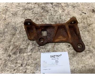 International 3012836C1 Bracket
