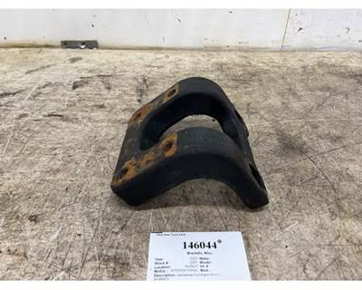 International 3819592C3 Bracket for a International LT625
