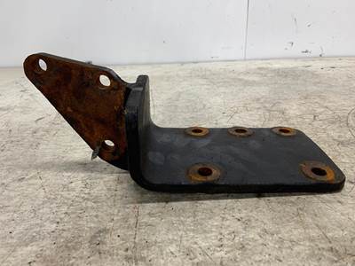 Mack 20574253 Bracket for a Mack CH612