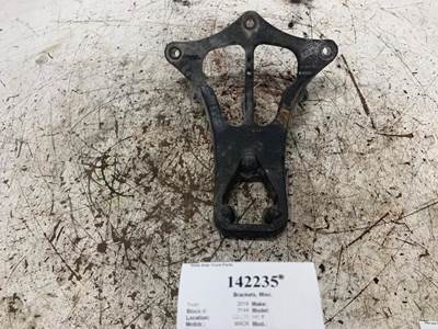 Mack 20589851 Bracket for a Mack GU713