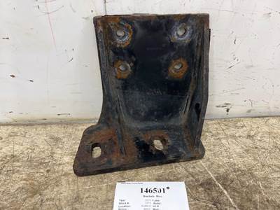 Mack 20819872 Left Bracket for a Mack CXU613