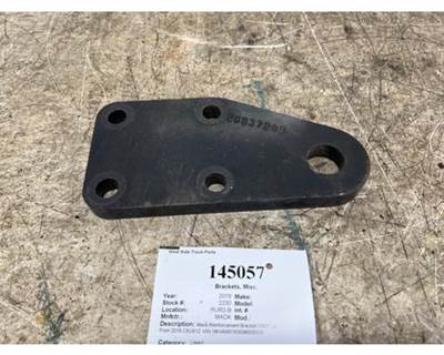 Mack 20837249 Bracket for a Mack CXU612