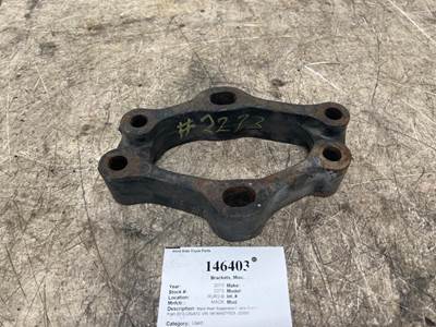 Mack 20932463 Bracket for a Mack CXU613