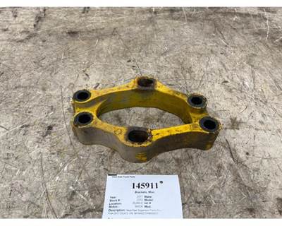 Mack 20932463 Bracket for a Mack CXU613