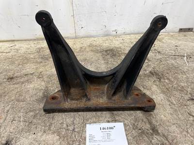 Mack 20956486 Bracket for a Mack GU713