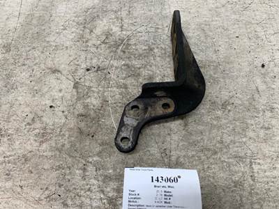 Mack 20960410 Bracket for a Mack CXU612
