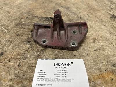 Mack 21017923 Bracket for a Mack CXU612