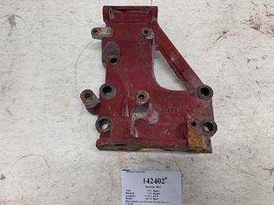 Mack 21399466 Bracket for a Mack GU713