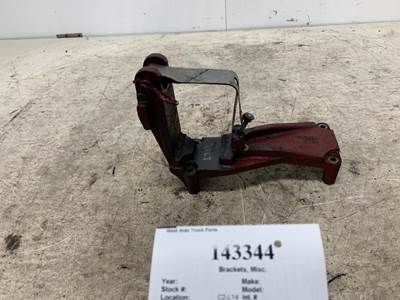 Mack 21461618 Bracket