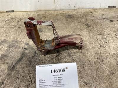 Mack 21461618 Bracket for a Mack GU713