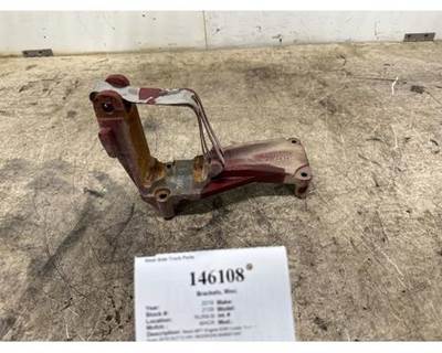 Mack 21461618 Bracket for a Mack GU713