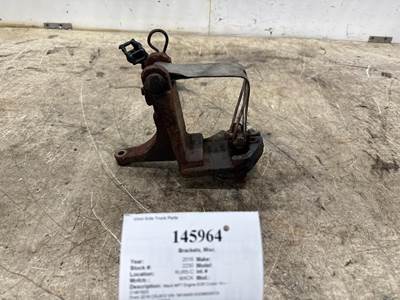 Mack 21461620 Bracket for a Mack CXU612