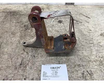 Mack 21461620 Bracket