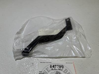 Mack 21548918 Bracket
