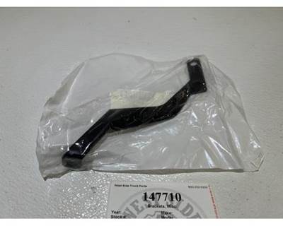 Mack 21548918 Bracket
