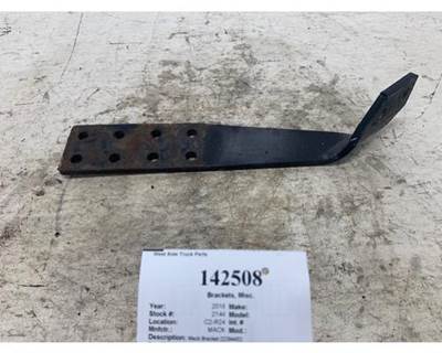 Mack 22294452 Bracket for a Mack GU713