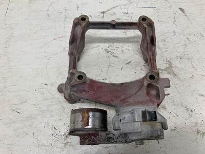 Mack 22682921 Bracket for a Mack GU713