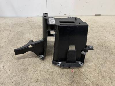 Mack 84556223 Bracket for a Mack CH612