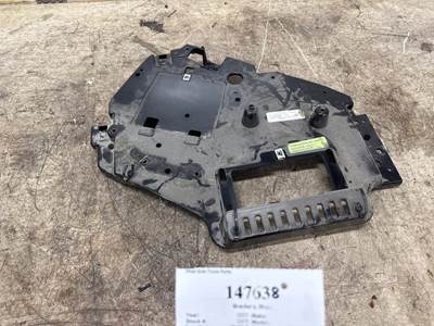 Mack 84556532 Bracket for a Mack GR64B GRANITE