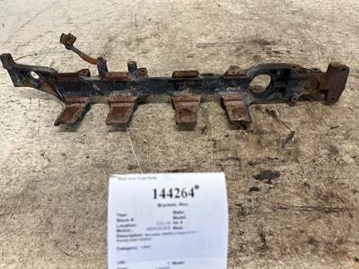 Mercedes-Benz A4601420543 Bracket