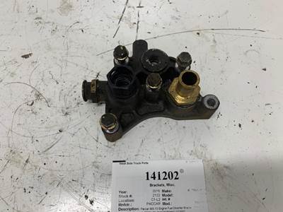 Paccar 1889326 Bracket for a Kenworth T880
