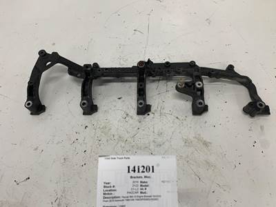 Paccar 1933050 Bracket for a Kenworth T880