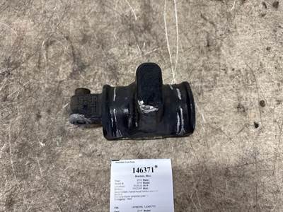 Paccar B63-6016 Bracket for a Peterbilt 579