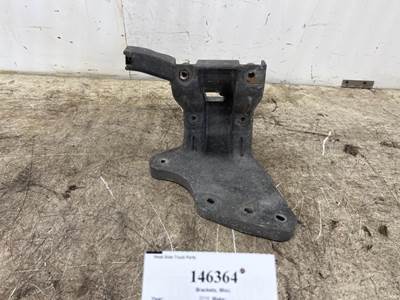 Paccar D11-1503 Right Bracket for a Peterbilt 579