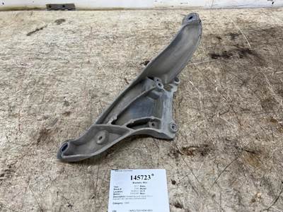 Paccar D11-1508 Left Bracket for a Peterbilt 567