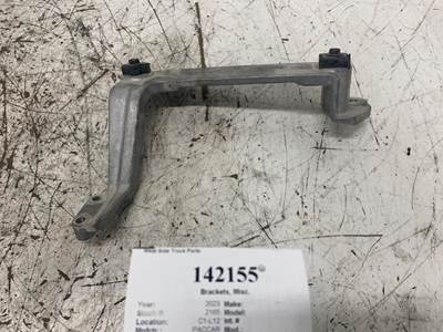 Paccar D11-1633 Bracket for a Kenworth T680