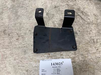 Paccar M11-2333 Bracket for a Kenworth T270
