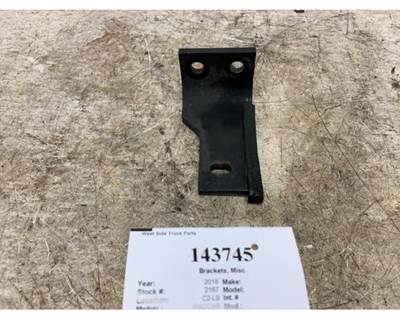 Paccar N11-6266R Bracket for a Peterbilt 579