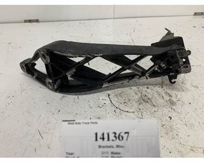 Volvo 20758590 Bracket for a Volvo VNL