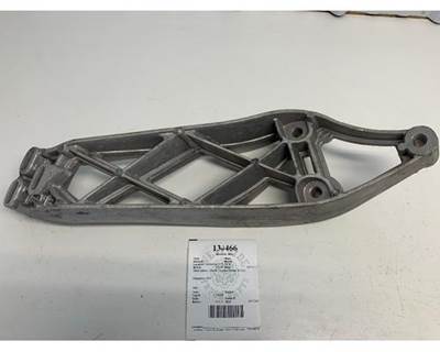 Volvo 20758590 Bracket
