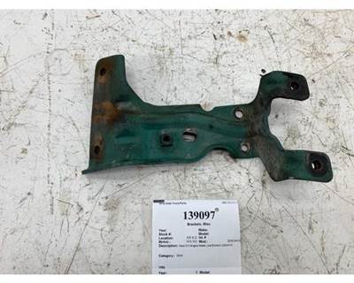 Volvo 20904448 Bracket