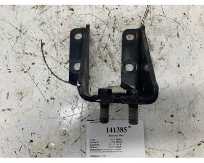 Volvo 21395068 Bracket for a Volvo VNL